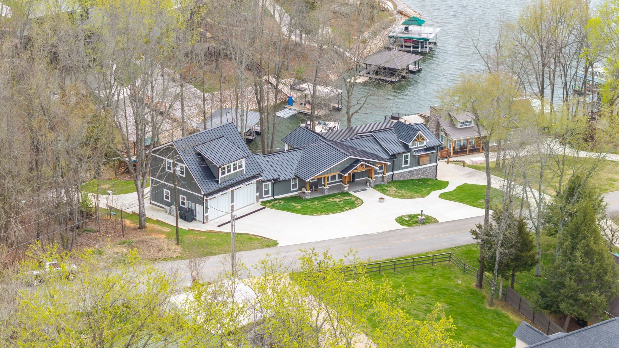 101 Holly Tree Dr  Estill Springs TN 37330 photo