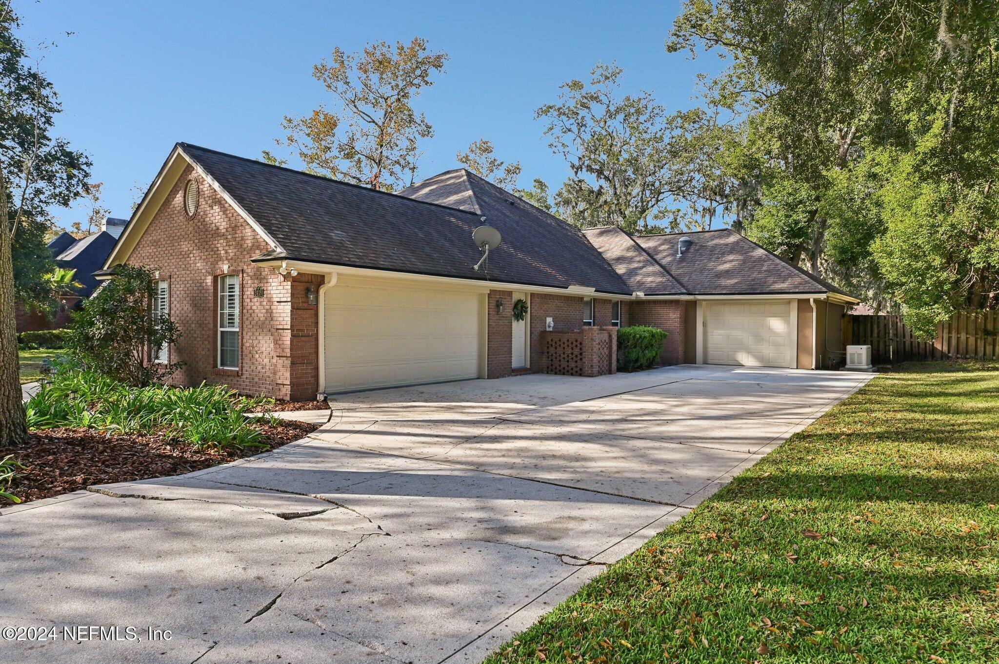 Property Photo:  2418 Stockton Drive  FL 32003 