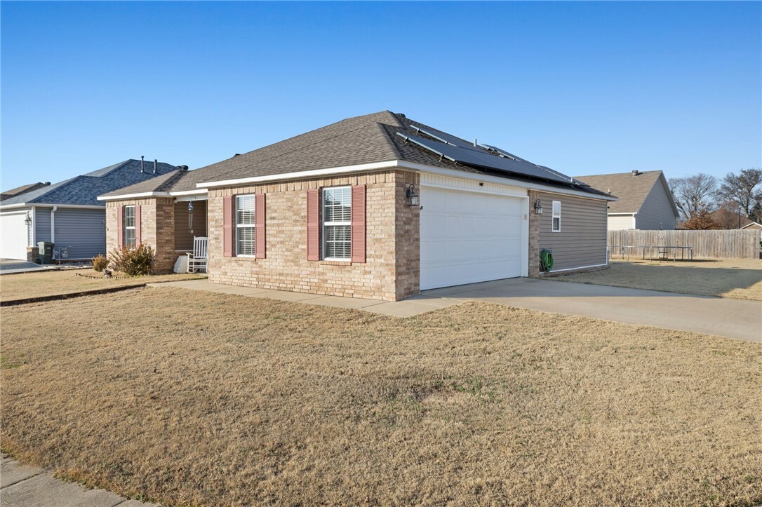 Property Photo:  1209 S Gentle Valley Drive  AR 72704 