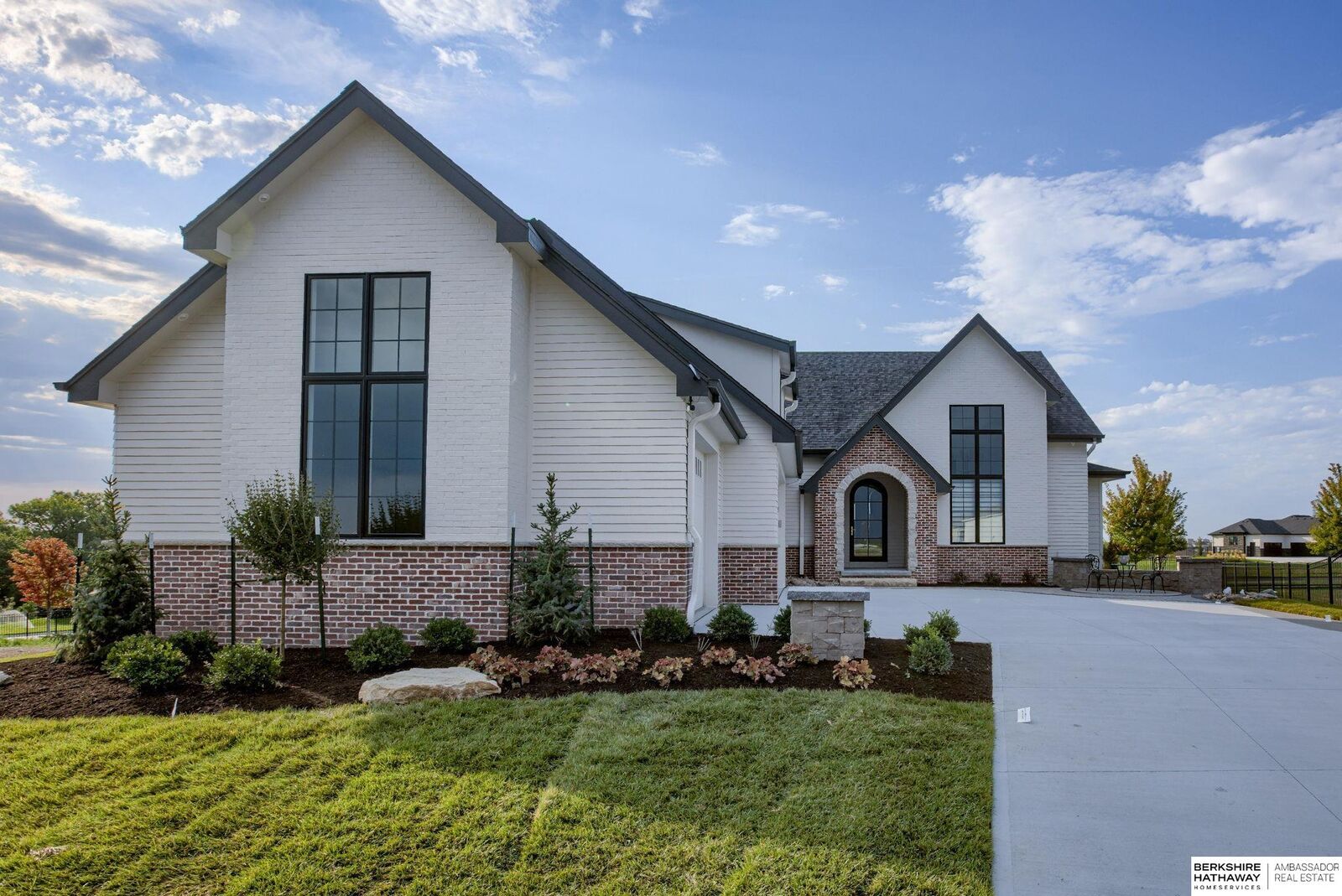 Property Photo: 3319 S 209th Street NE 68022