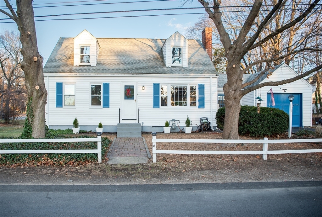 Property Photo: 6 Laurel Rd MA 02062