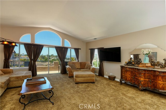 Property Photo:  1568 Cabrillo Court  CA 93433 