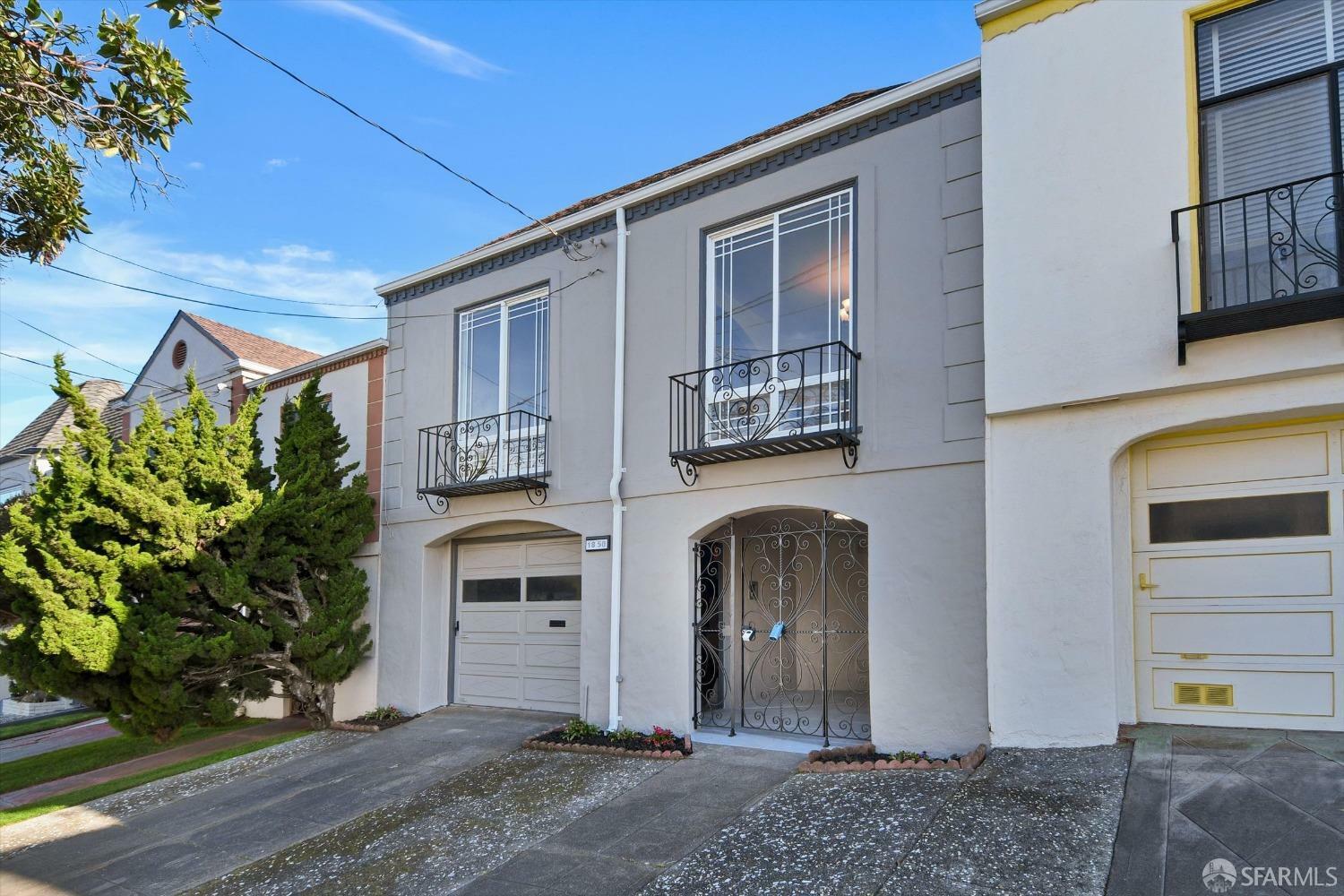 1850 27th Avenue  San Francisco CA 94122 photo
