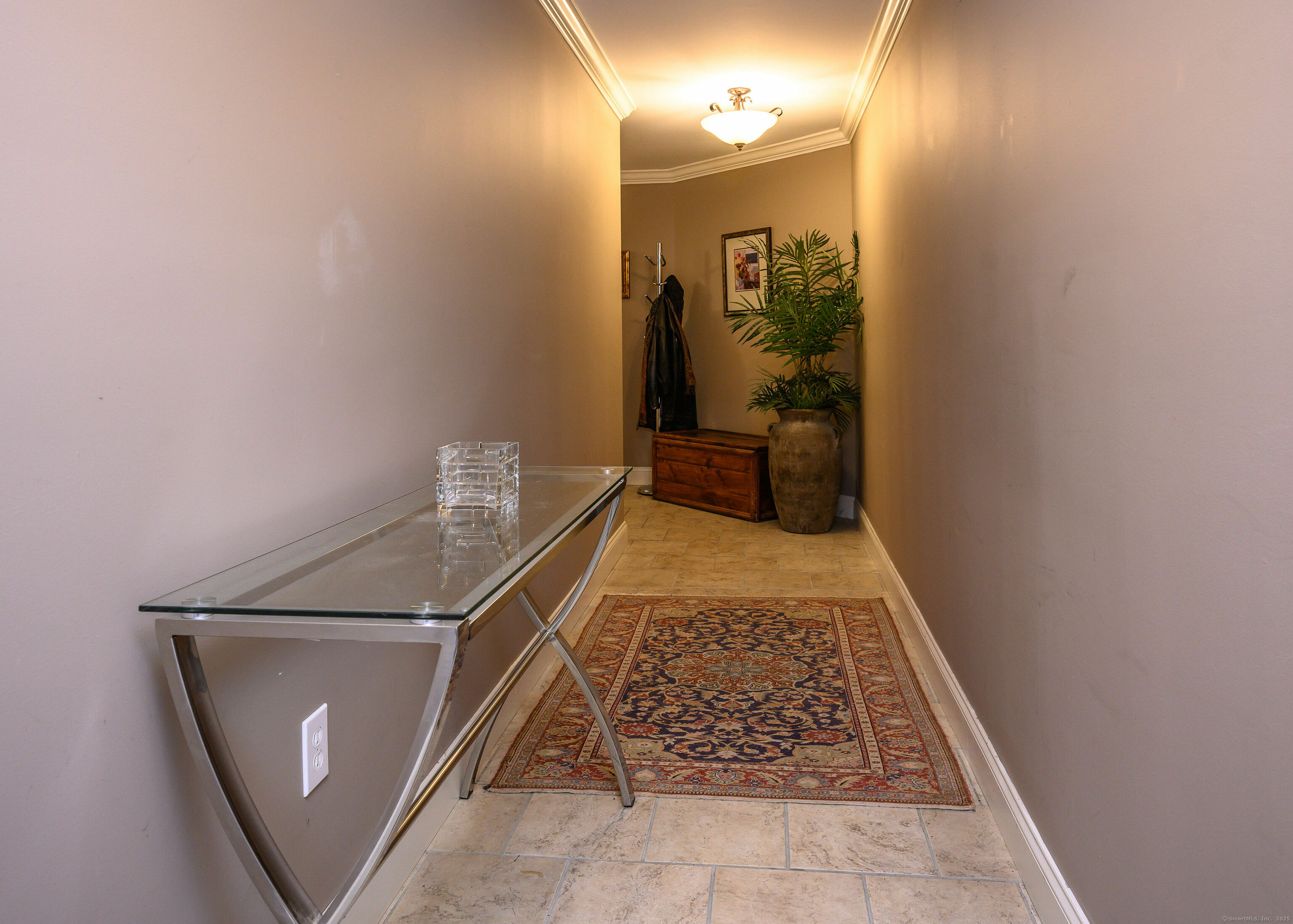 Property Photo:  53 Grassy Plain Street Apt B7  CT 06801 