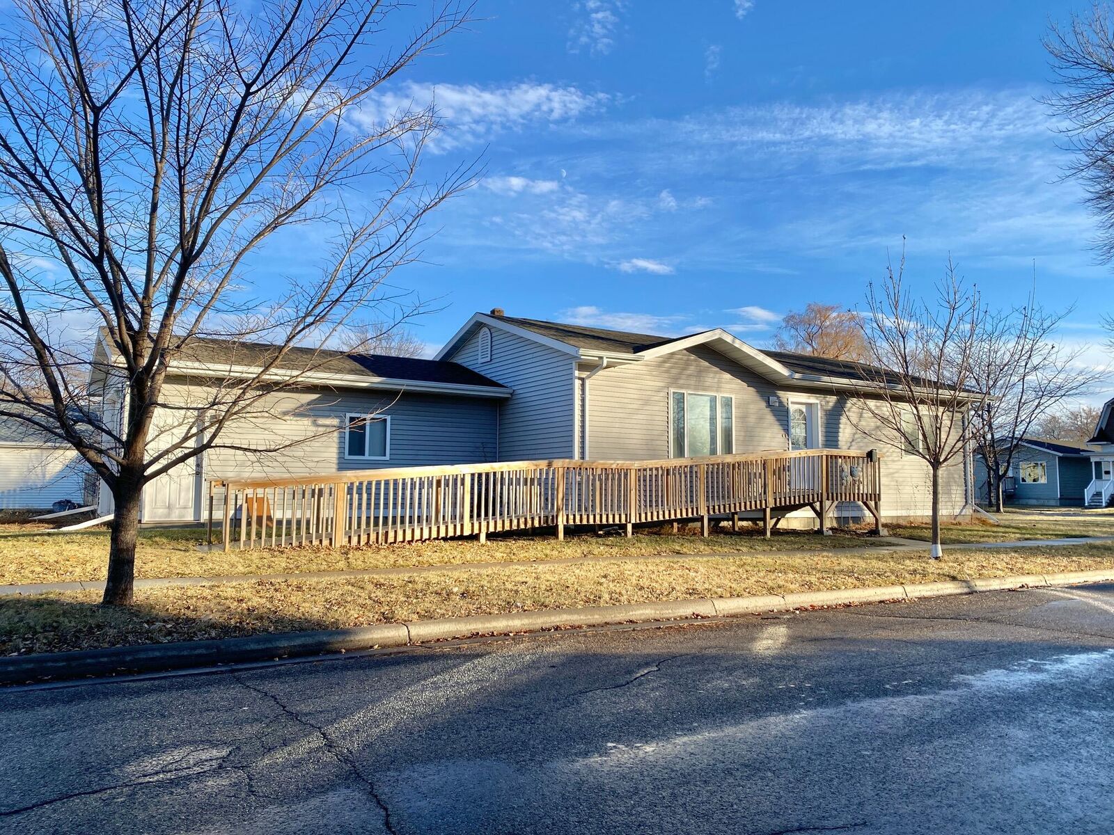 Property Photo:  201 NE 3rd Ave  SD 57401 