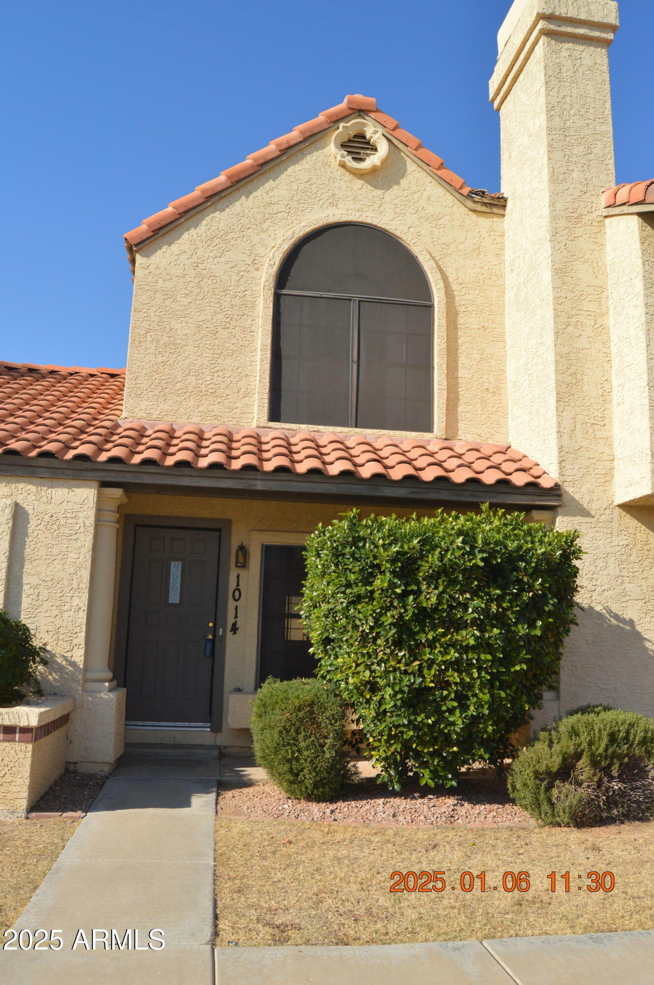 Property Photo:  5704 E Aire Libre Avenue 1014  AZ 85254 