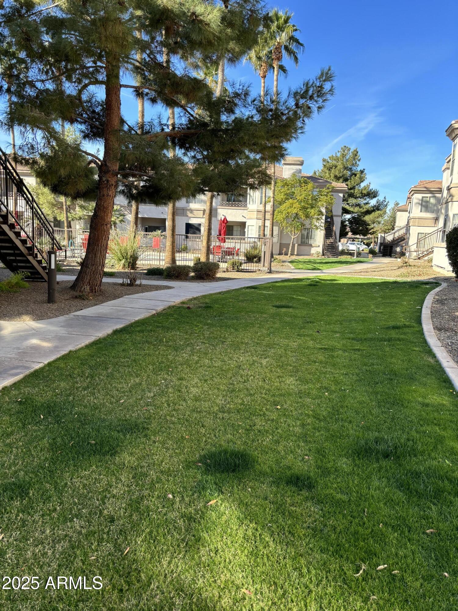 Property Photo:  1941 S Pierpont Drive 1090  AZ 85206 