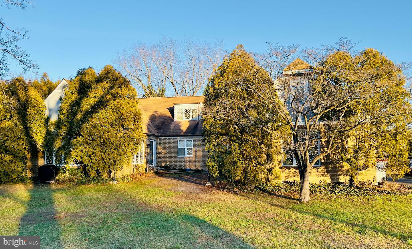 Property Photo: 1037 Queens Road NJ 08361