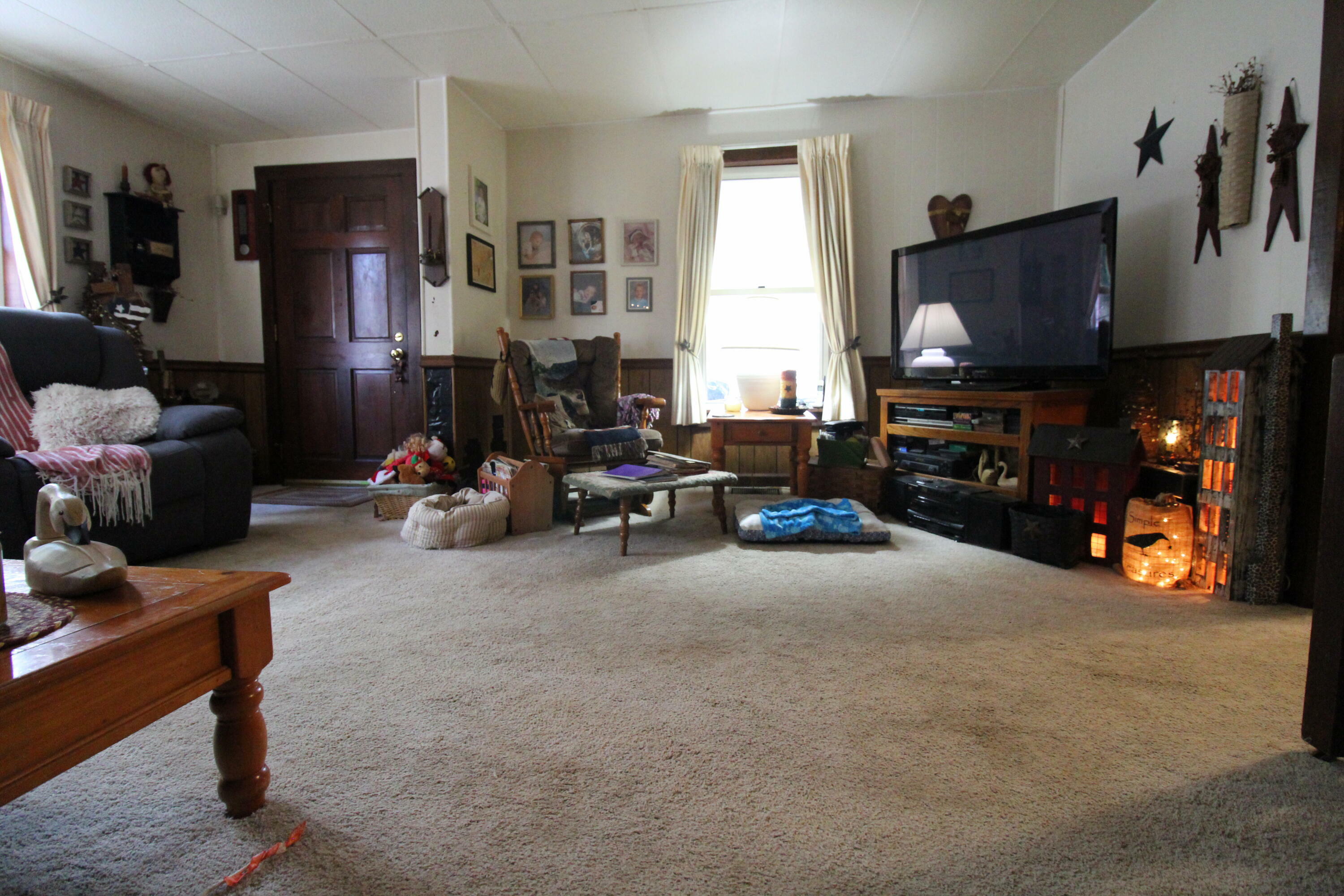 Property Photo:  158 Beagle Club Rd  WV 25969 