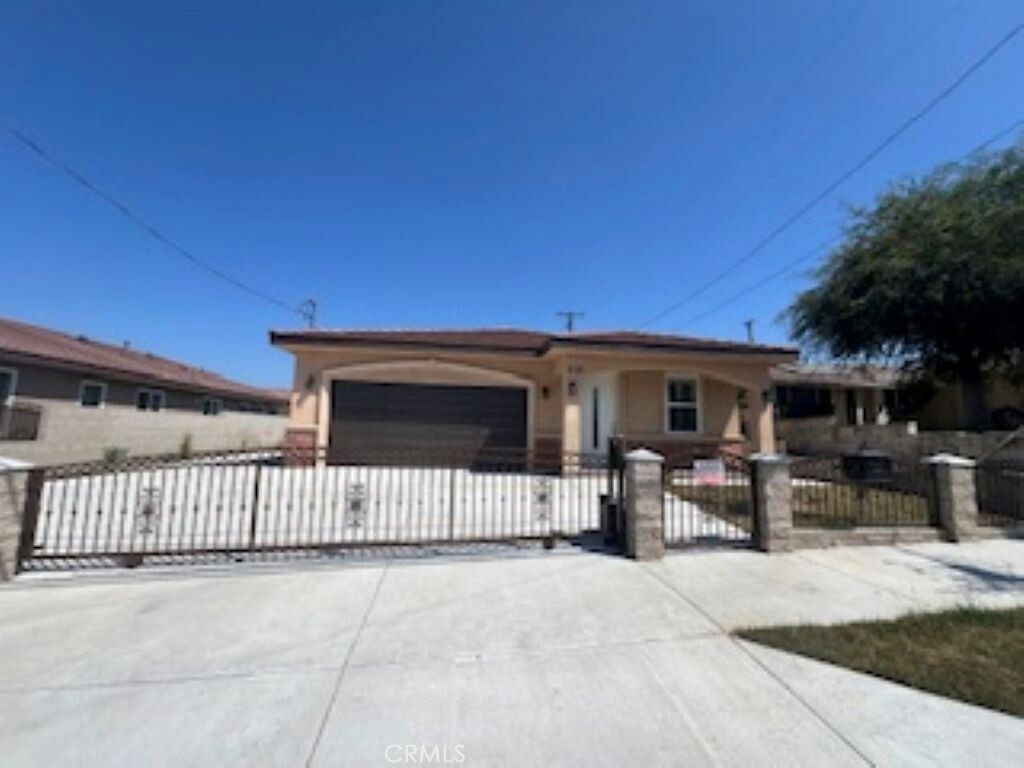 Property Photo:  658 Del Valle Avenue  CA 91744 