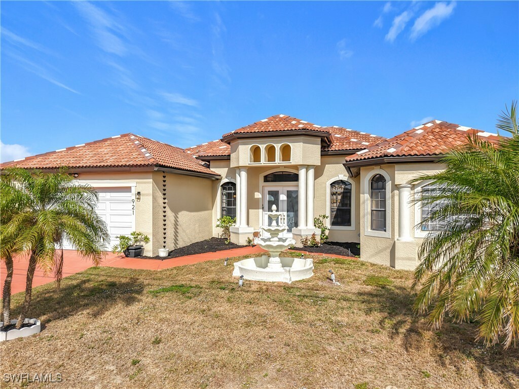 Property Photo: 921 Diplomat Parkway W FL 33993