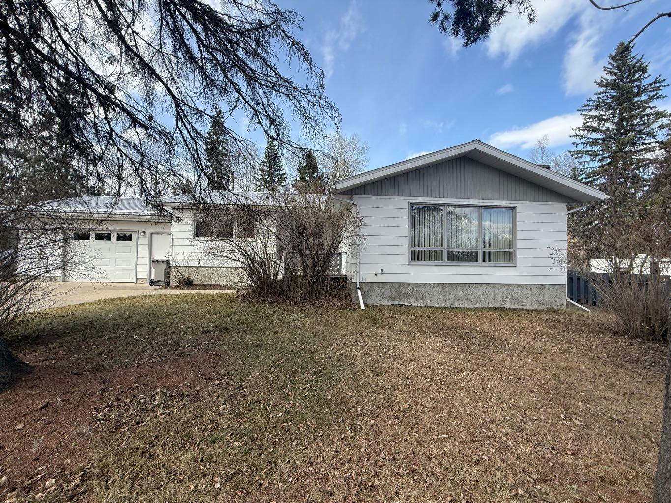 Property Photo: 82 Feero Drive AB T7S 1R5