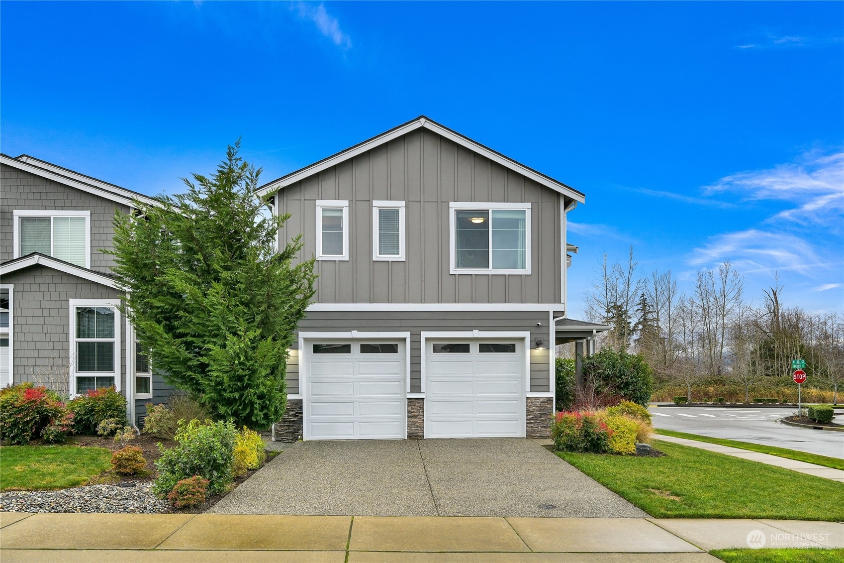 Property Photo:  3367  Inverness Street  WA 98273 