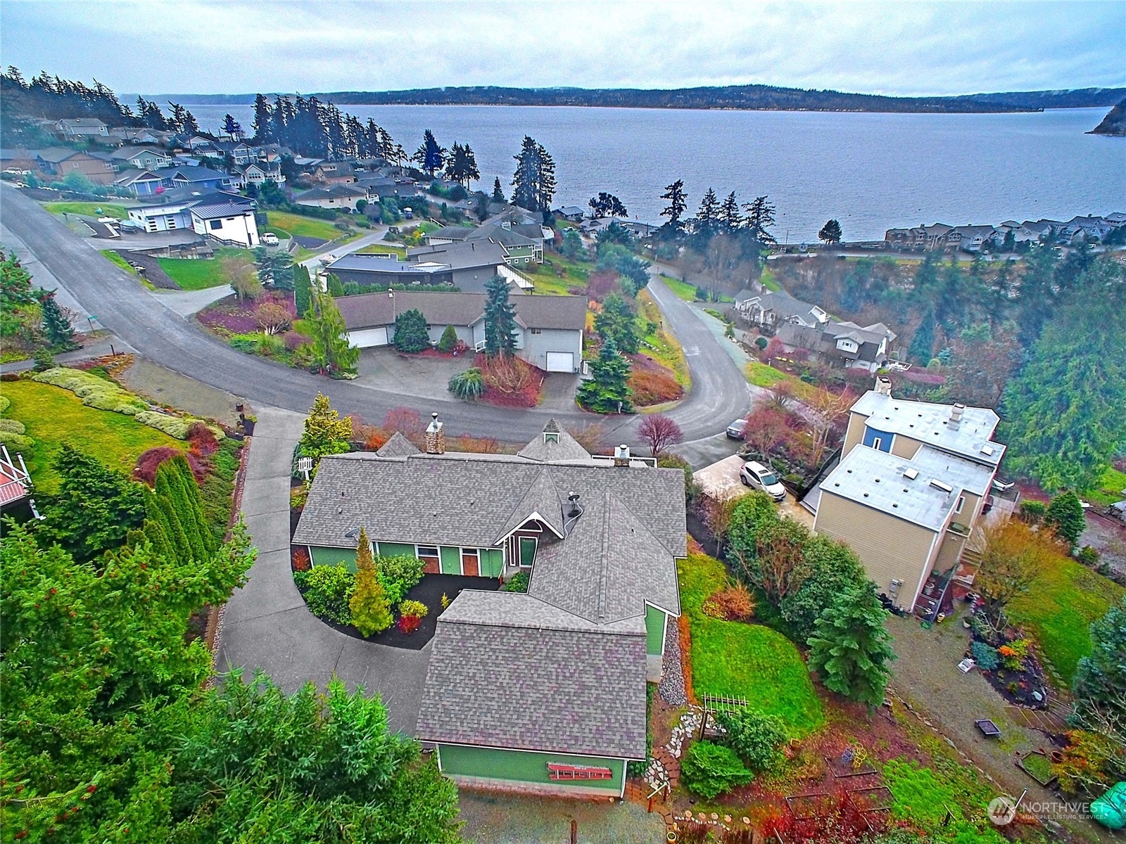 Property Photo:  337  Moana Drive  WA 98282 