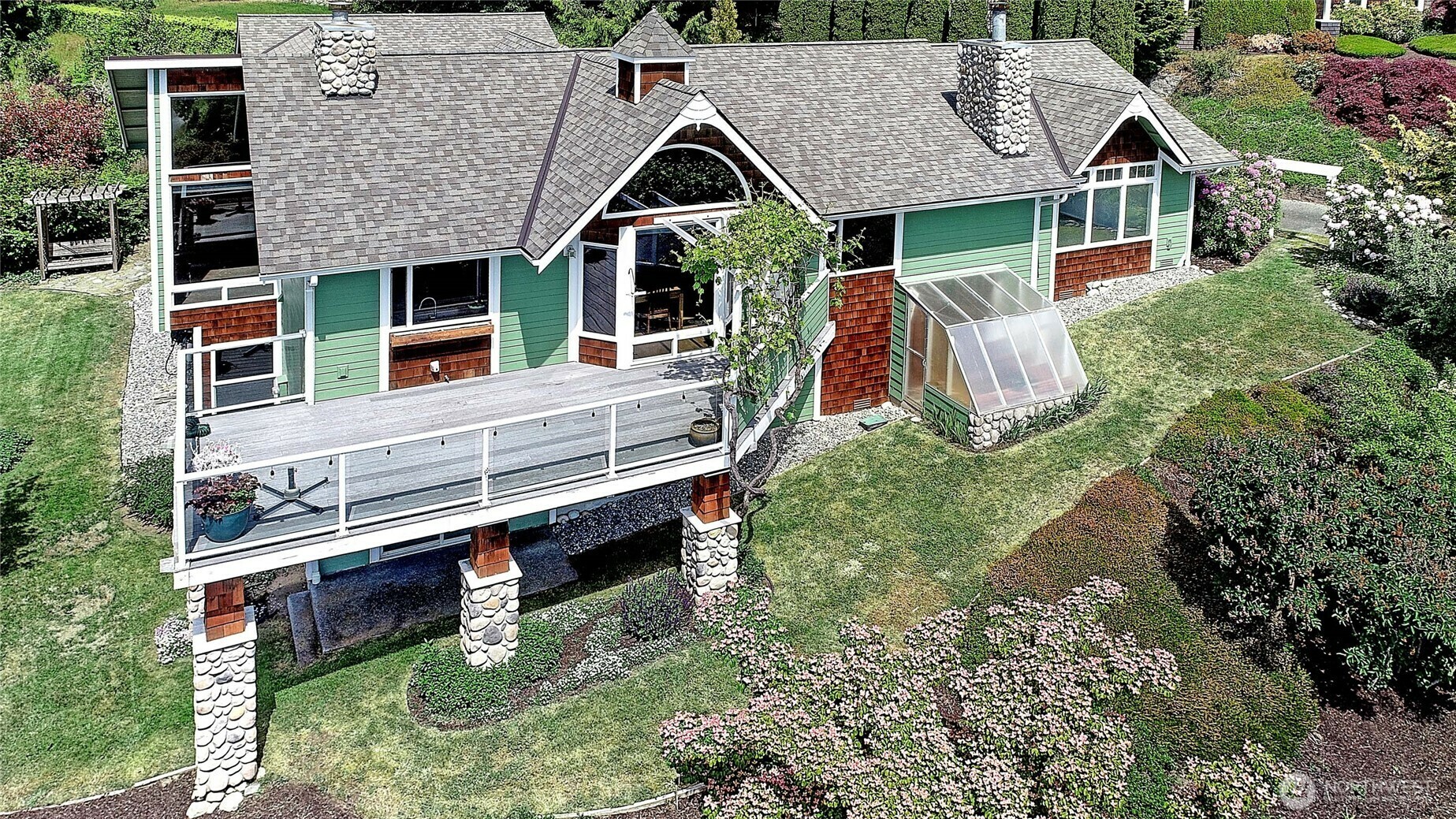 Property Photo: 337 Moana Drive WA 98282