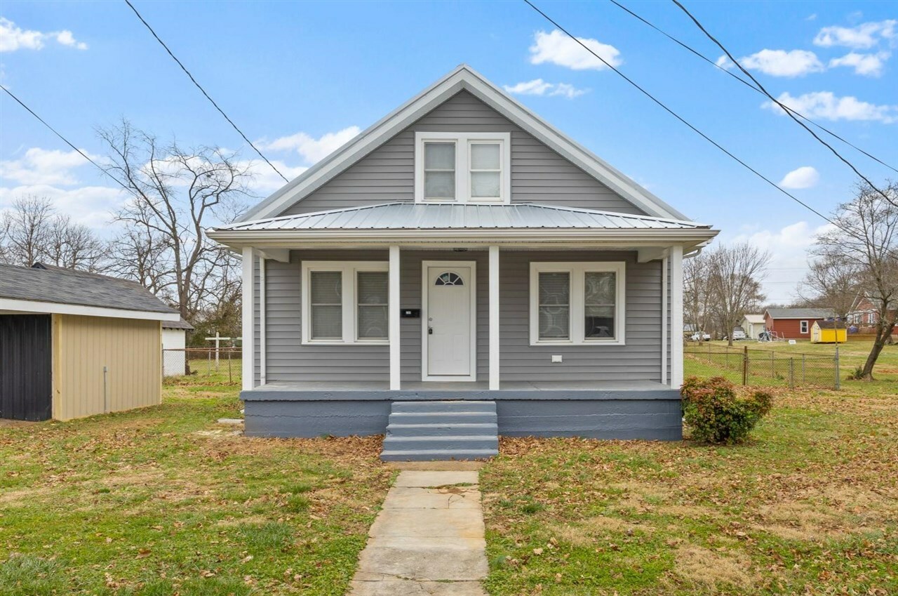 Property Photo:  209 Green Street  KY 42749 