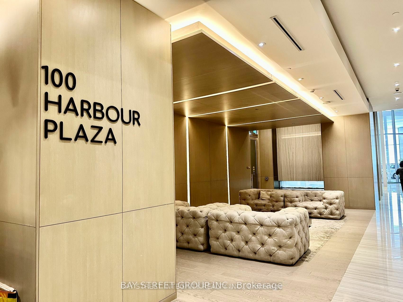 Property Photo:  100 Harbour St #5107  ON M5J 2T5 