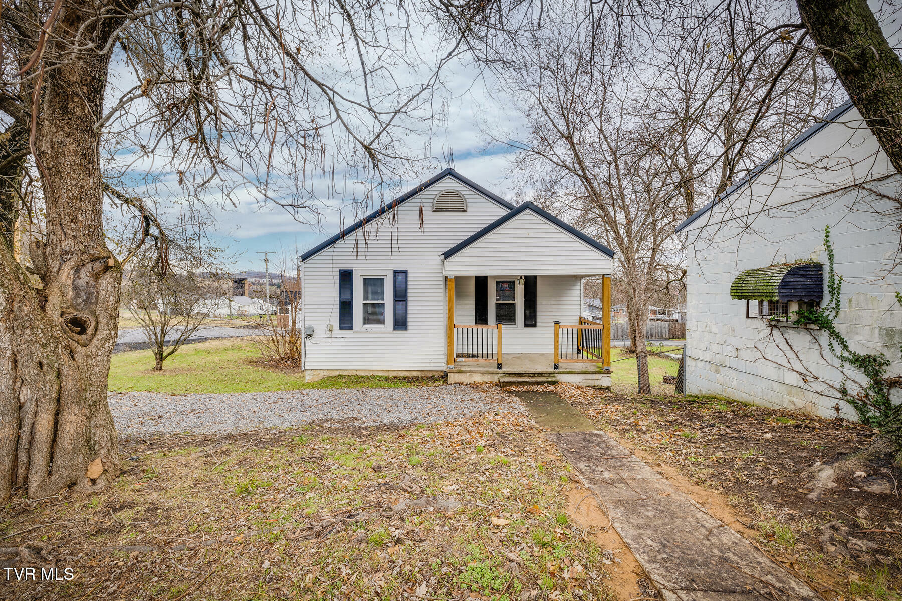 Property Photo:  906 Dorothy Street  TN 37660 