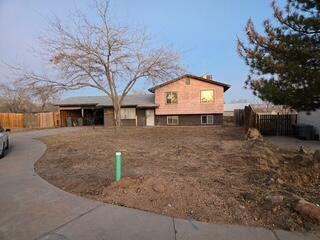 Property Photo:  744 N 2380 Cir  UT 84790 