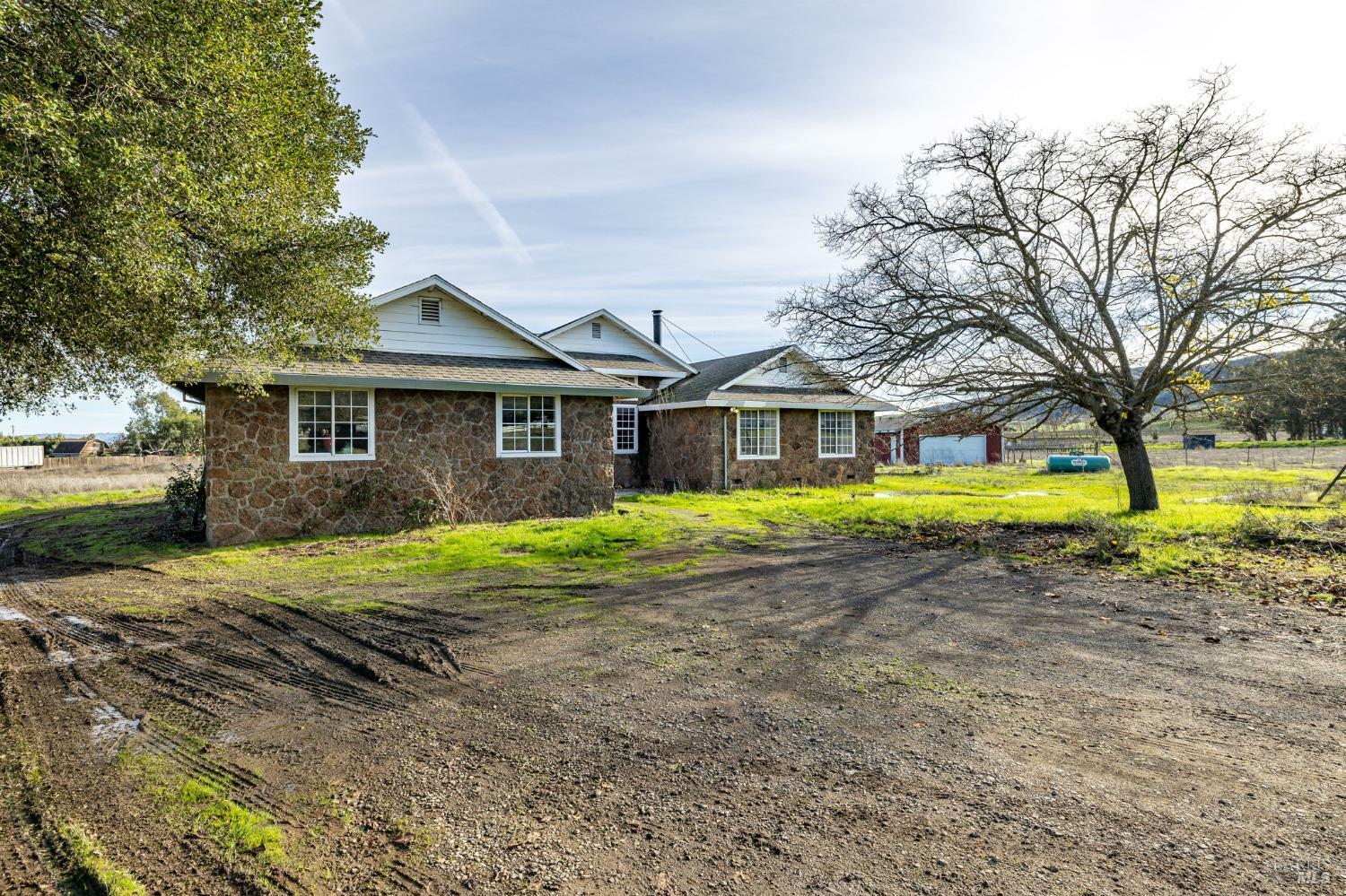 Property Photo:  299 Meadowlark Lane  CA 95476 