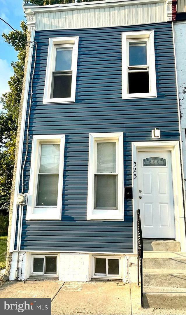 Property Photo: 523 Mechanic Street NJ 08104
