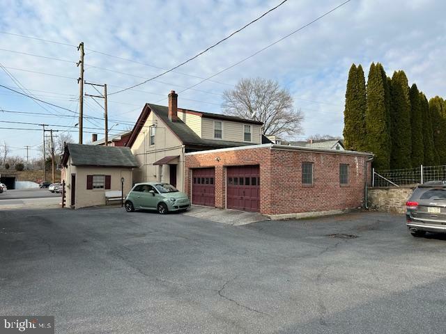 Property Photo:  42 Market  PA 17062 