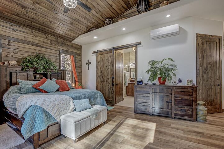 Property Photo: 1103 E Ranch Road AZ 85541