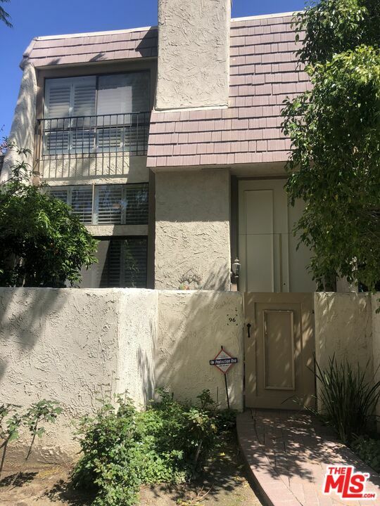 Property Photo:  6225   Shoup Ave 96  CA 91367 