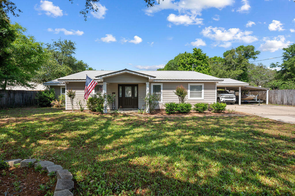 Property Photo: 1452 Live Oak Street FL 32578
