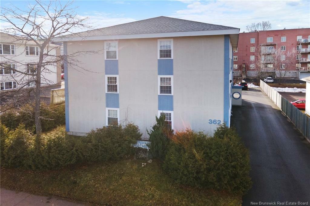 Property Photo: 362 Dundonald Street NB E3B 1X2