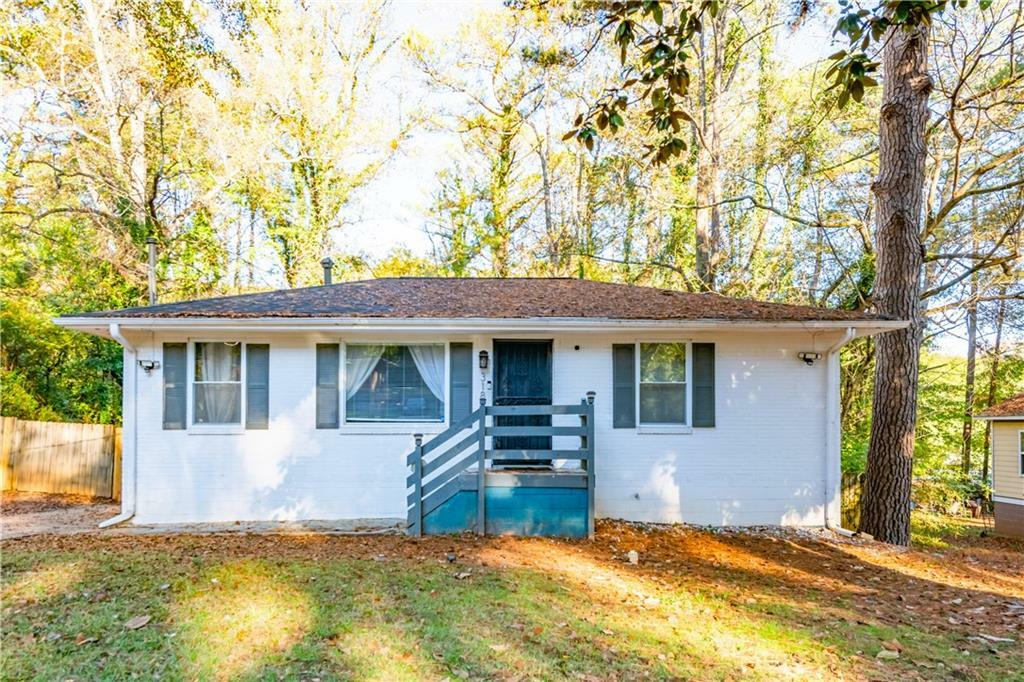 Property Photo:  3182 Latona Drive SW  GA 30354 