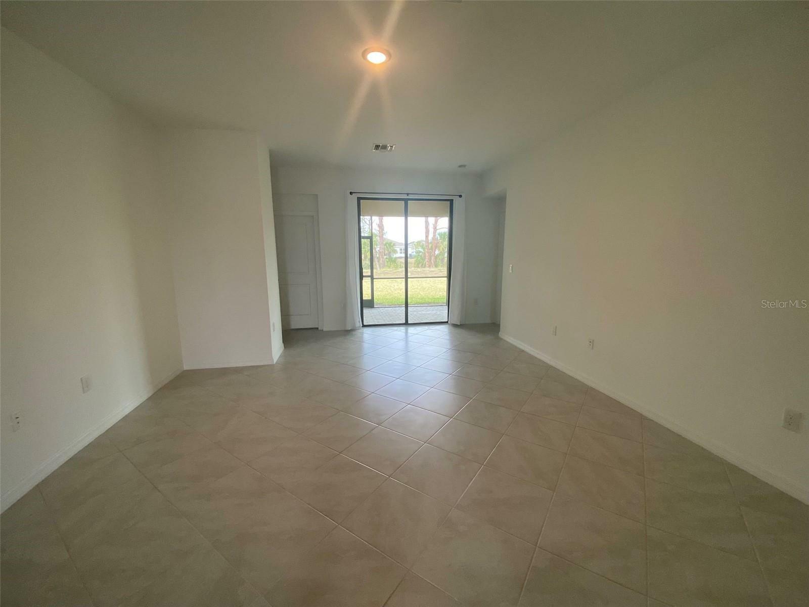 Property Photo:  1908 W Isles Road  FL 33953 