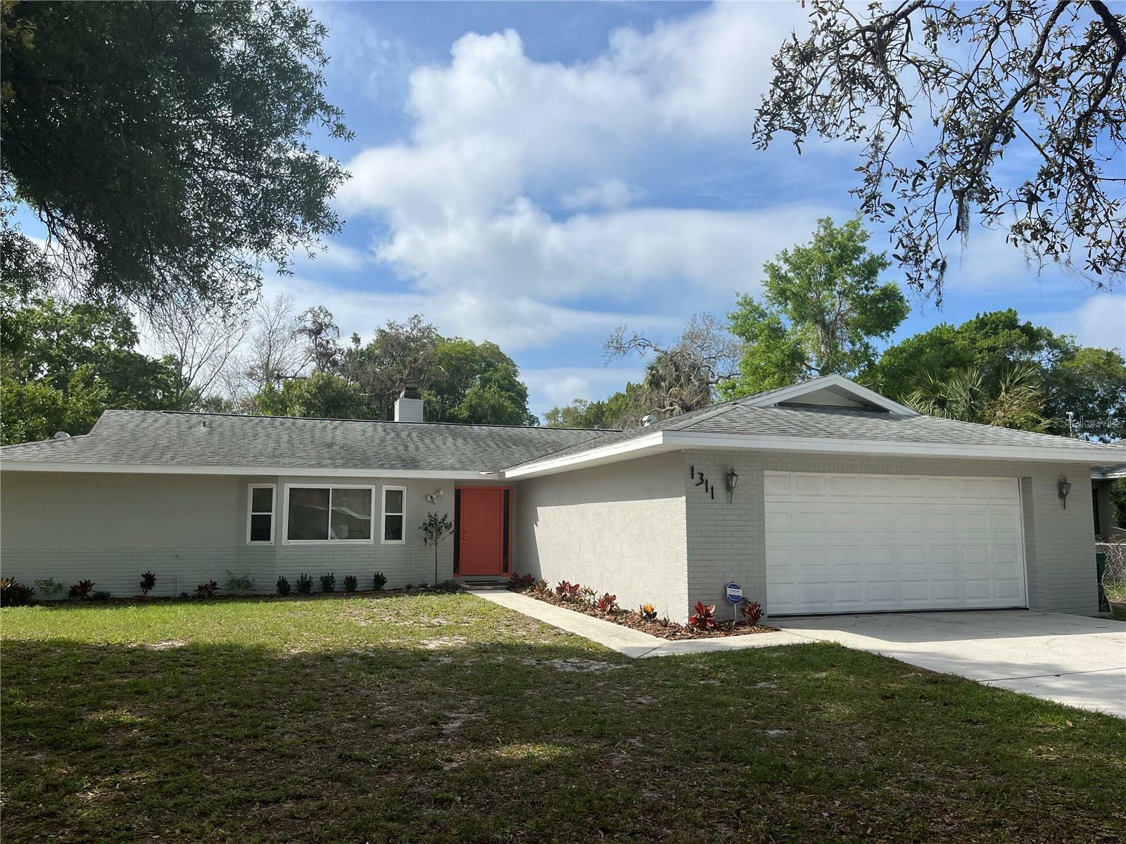 Property Photo:  1311 4th Street W  FL 34221 