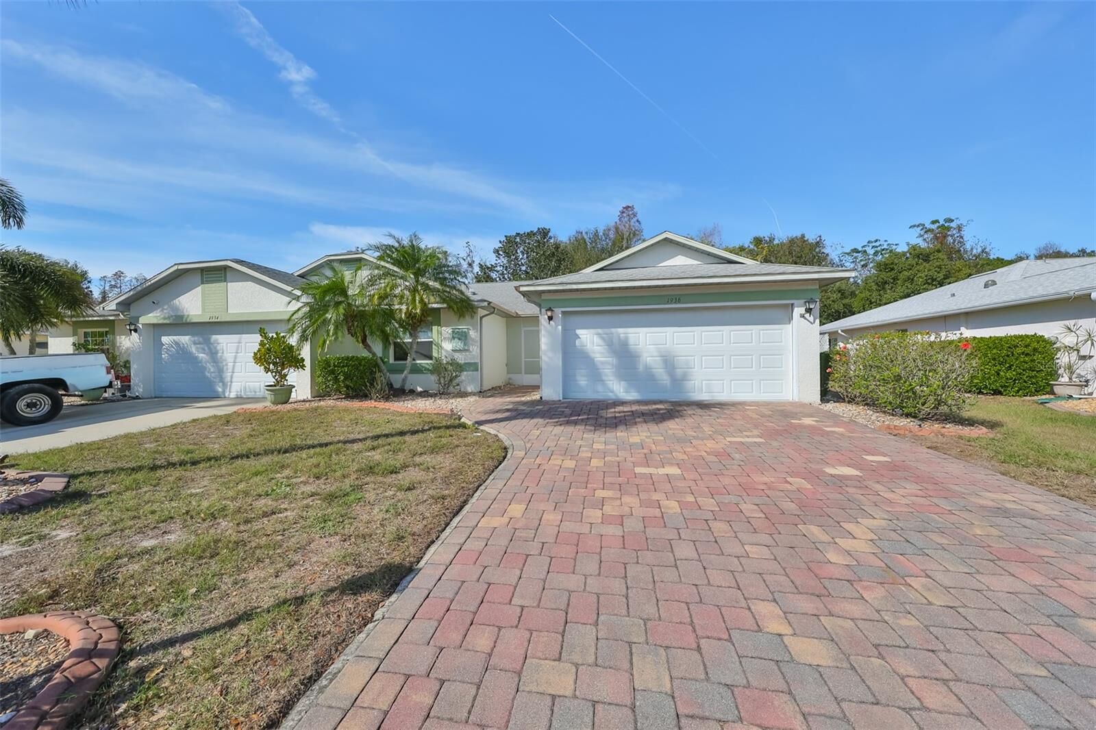 Property Photo: 1936 Grand Cypress Lane FL 33573