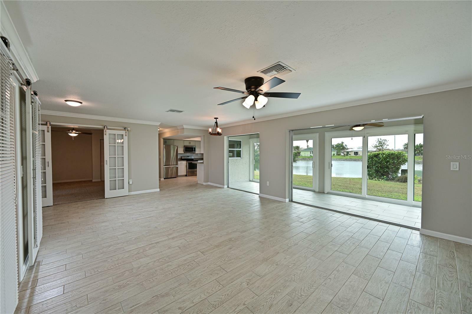 Property Photo:  8812 46th Avenue W  FL 34210 