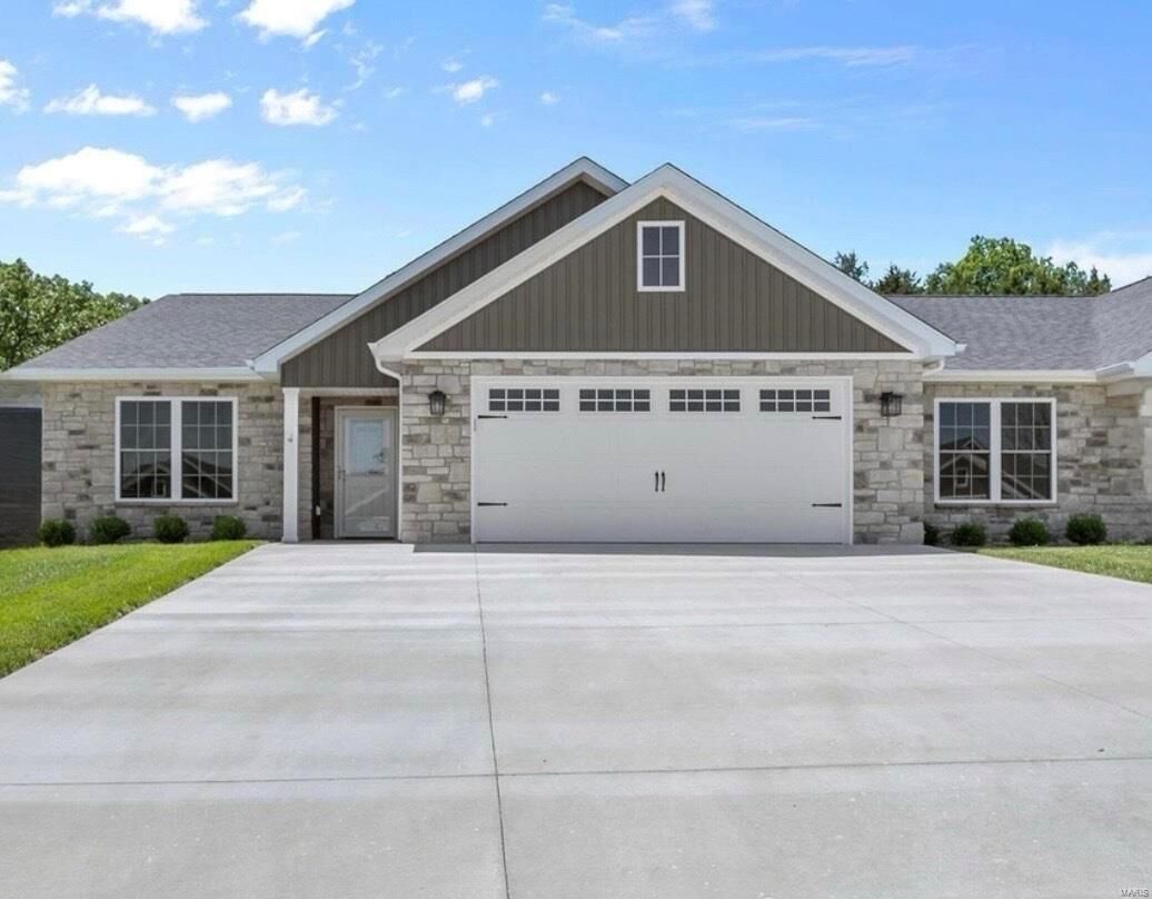 Property Photo: 1573 Hickory Landing MO 63020