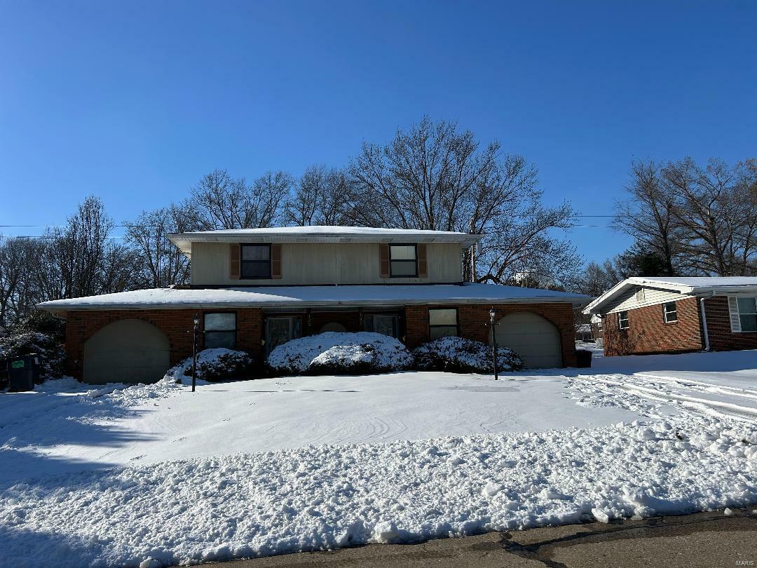 Property Photo:  123 Winthrop Drive  IL 62221 