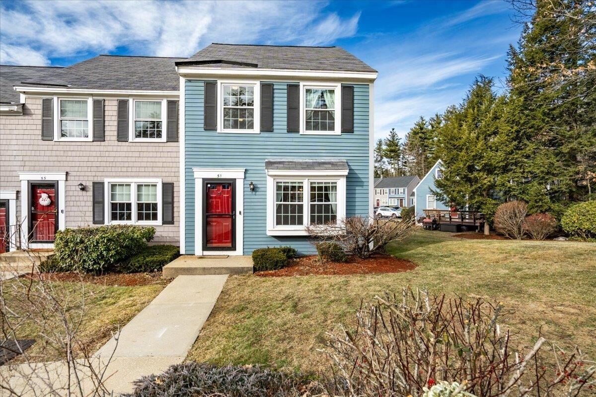 Property Photo:  51 Donovan Court  NH 03054 