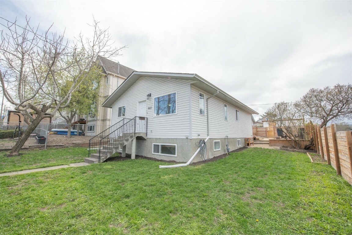 Property Photo:  1612 33 Street  BC V1T 5P7 