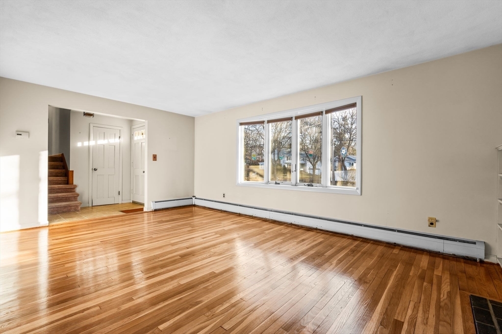 Property Photo:  271 Florence Ave  MA 02476 