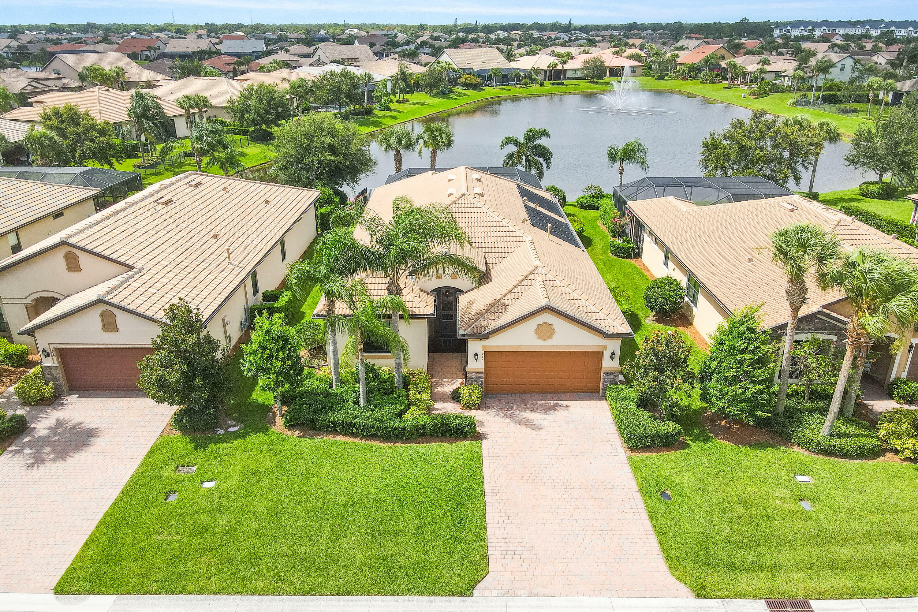 Property Photo: 210 SE Courances Drive FL 34984