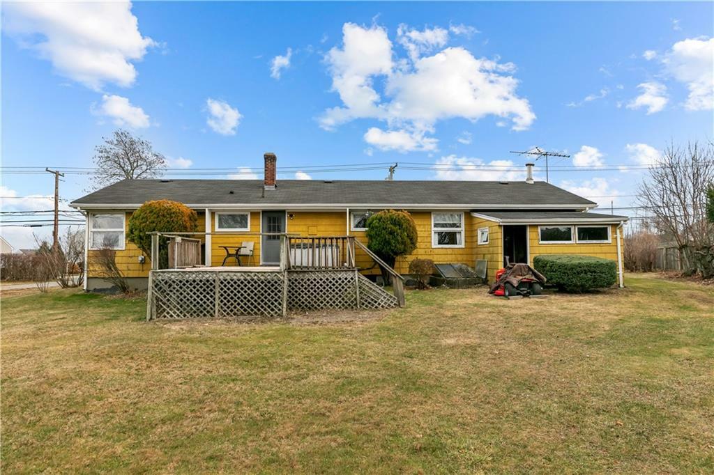 Property Photo:  218 Bristol Ferry Road  RI 02871 