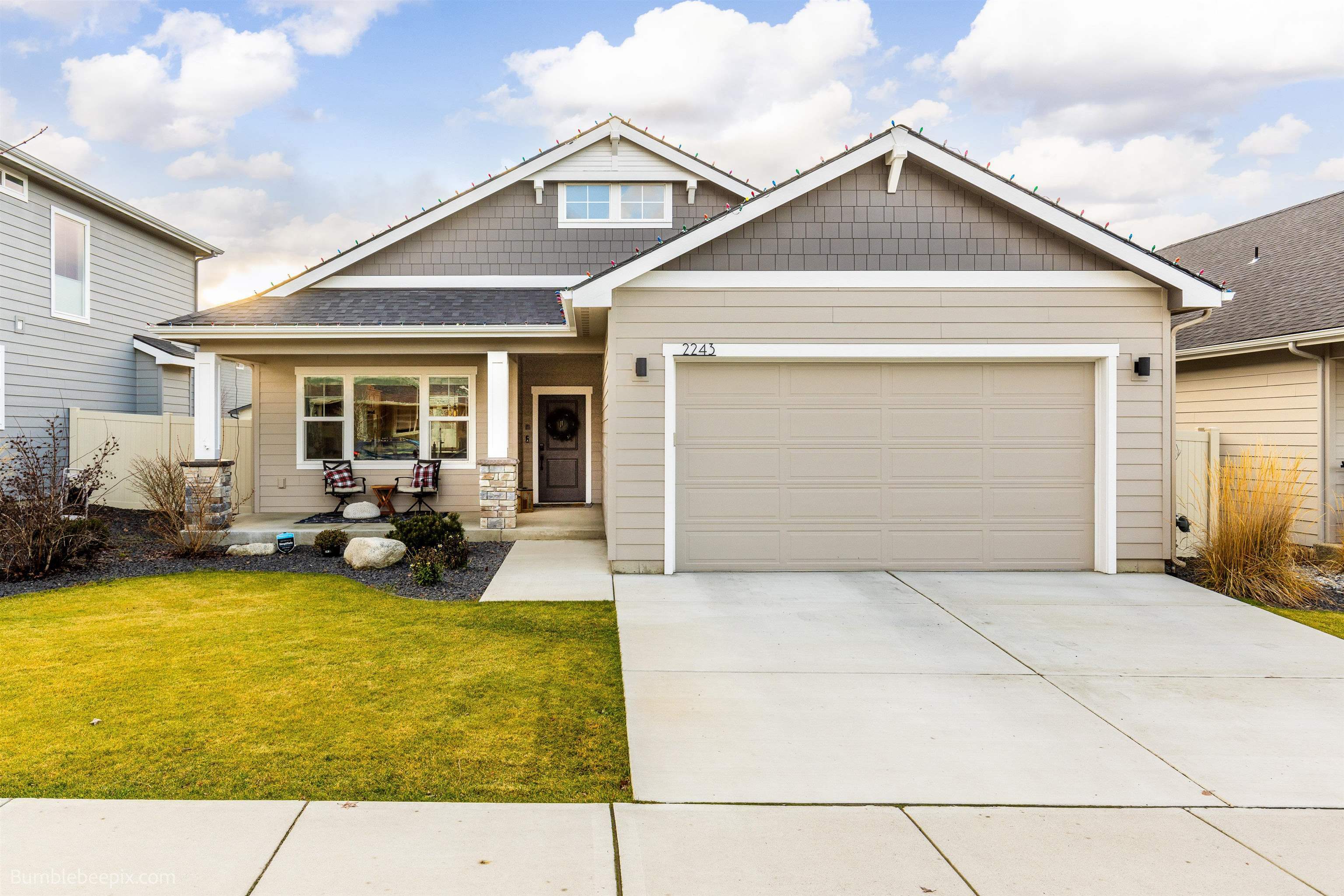 Property Photo:  2243 N Winrock St  WA 99019 