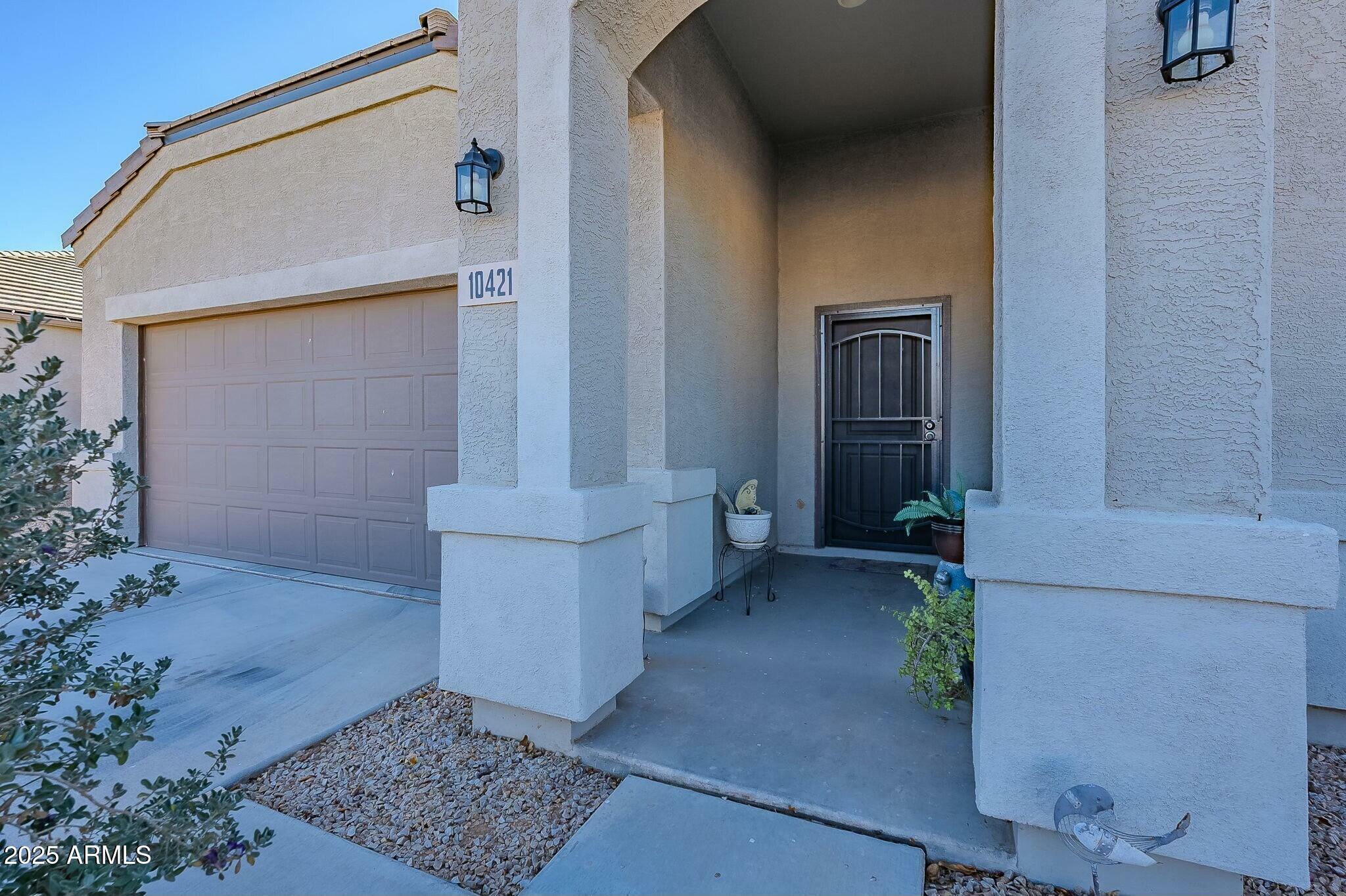 Property Photo:  10421 E Cliffrose Lane  AZ 85132 