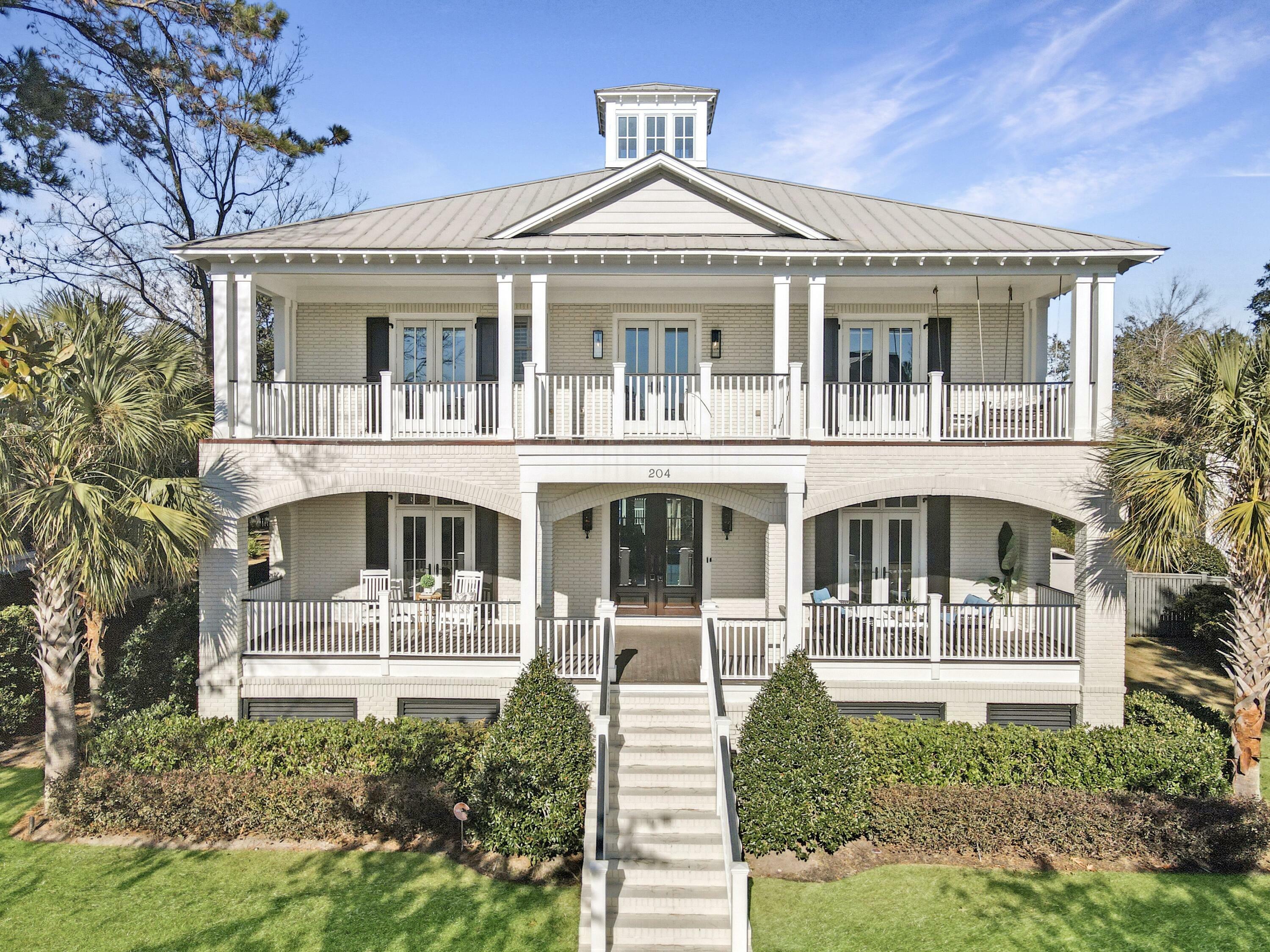 Property Photo: 204 King George Street SC 29492