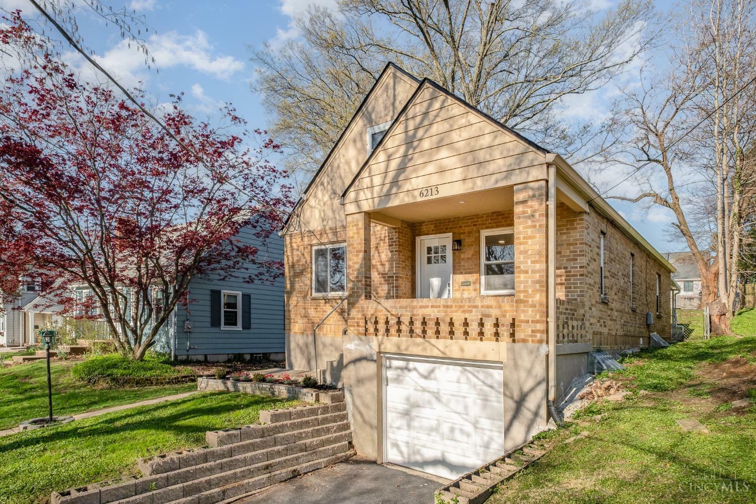 6213 Fairhurst Avenue  Cincinnati OH 45213 photo
