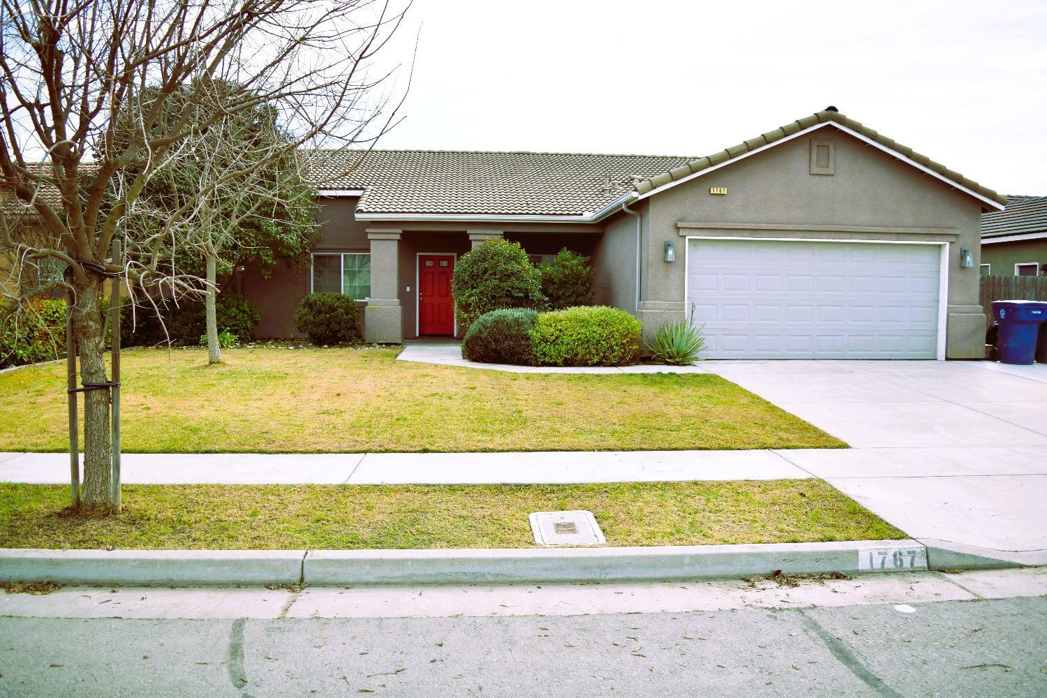 Property Photo:  1767 Arrowhead Court  CA 93274 