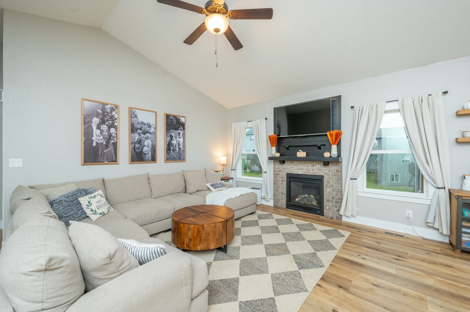 Property Photo:  931 Breakwater Place  IA 50226 