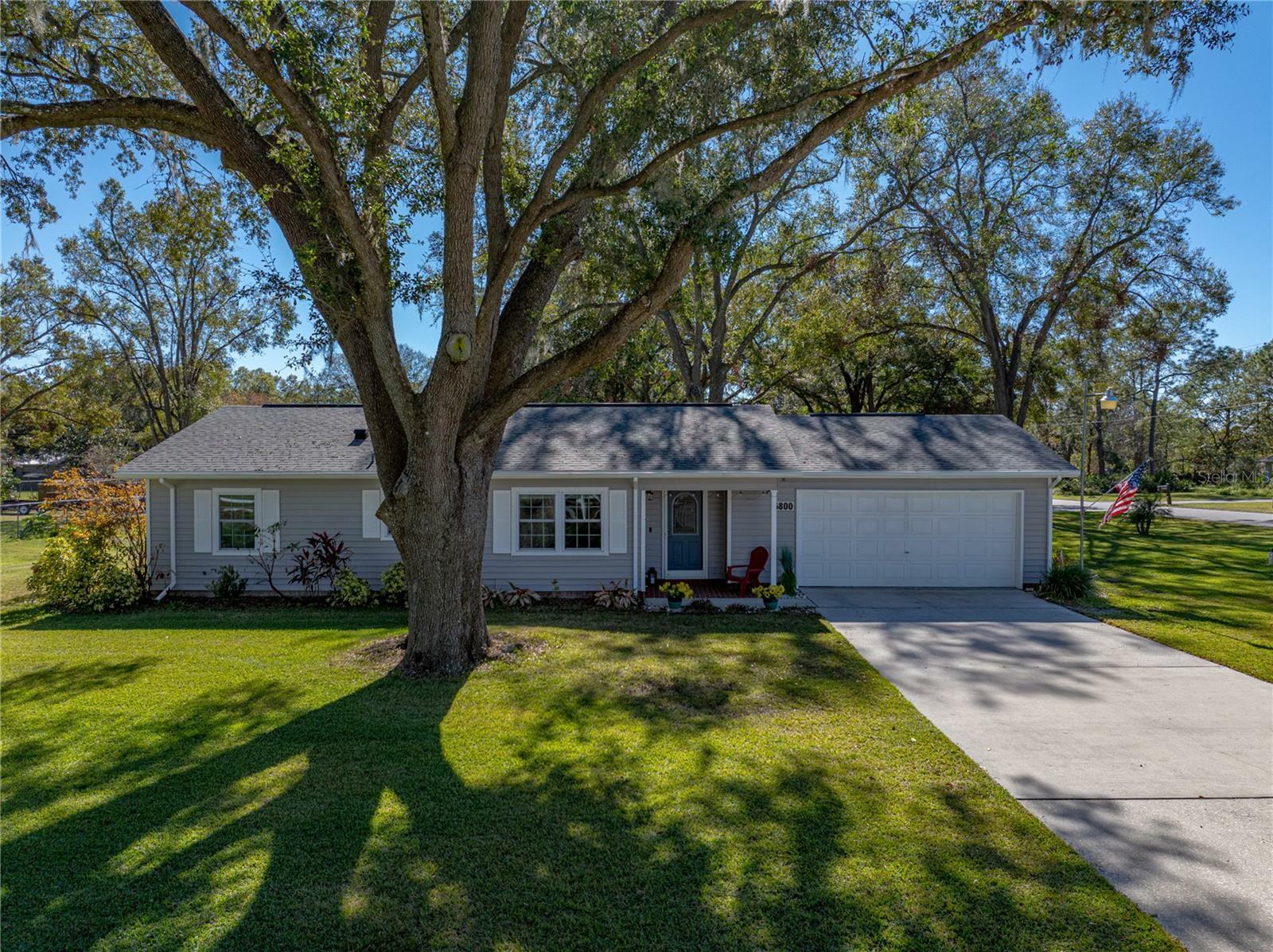 Property Photo:  6800 Catherine Drive  FL 33810 