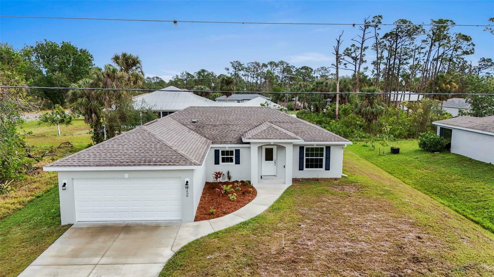 Property Photo:  5400 Jennings Boulevard  FL 33981 